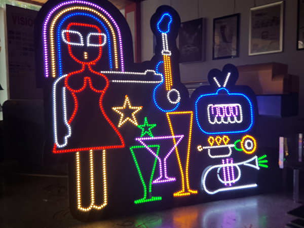 LED廣告牌夜場(chǎng)圖案設(shè)計(jì)制作